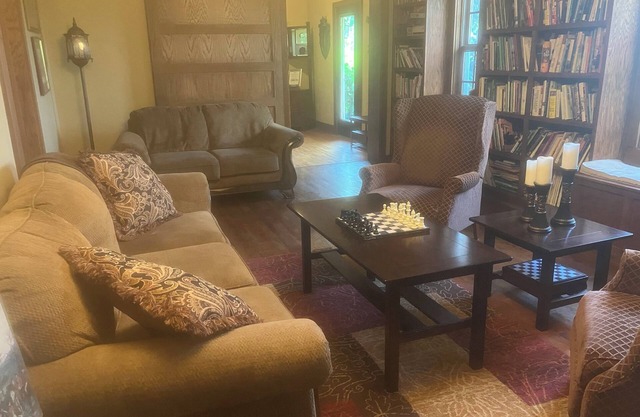 Brambleberry House: 3 bedroom, 3-bath luxury country retreat