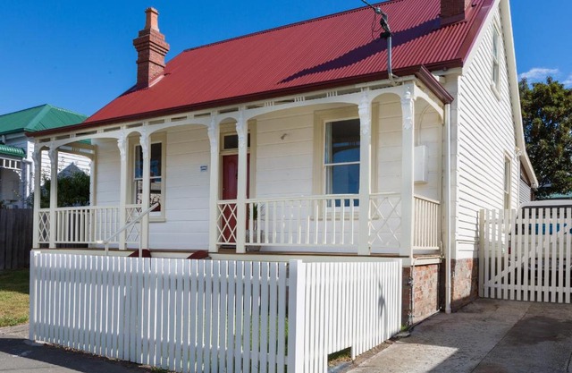 Brampton Cottage