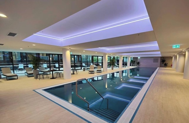 Brand new 1B apartment in Woden Pool Sauna Gym