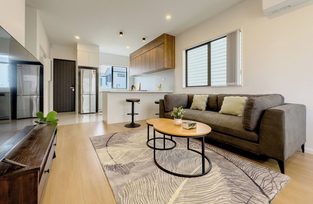 Brand New 4 Bedroom Retreat in South Auckland