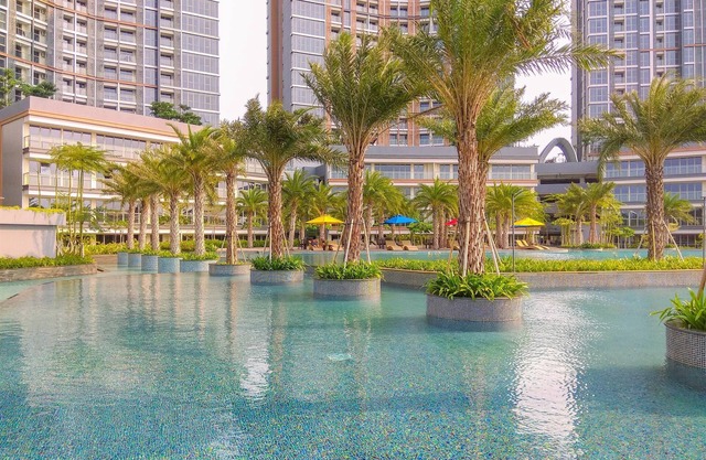 Brand New And Elegant 2Br At Gold Coast Apartment