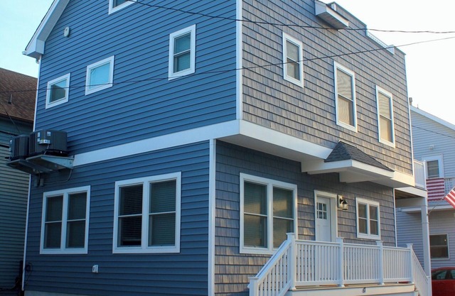BRAND new beach house - steps away from the ocean and Lavallette amenities!