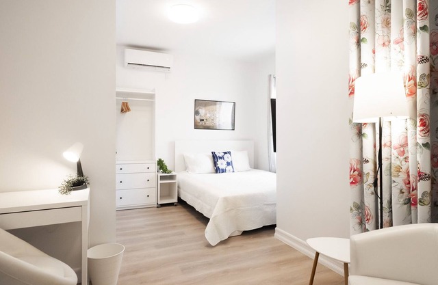 Brand New! Beautiful 4-Suites! Main St! Parking!