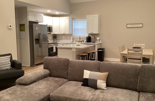 Brand new beautiful, quiet, and spacious 3-bedroom house next to Pickwick Lake