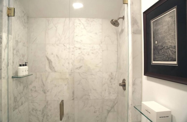 Brand-new bungalow in West LA