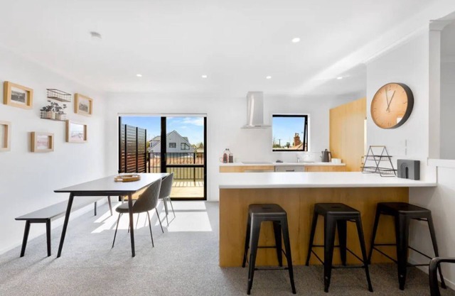 Brand New Central Townhouse in Quiet Location