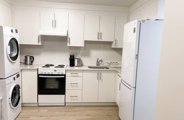 Brand New Cozy 2 Bedroom Basement Suite