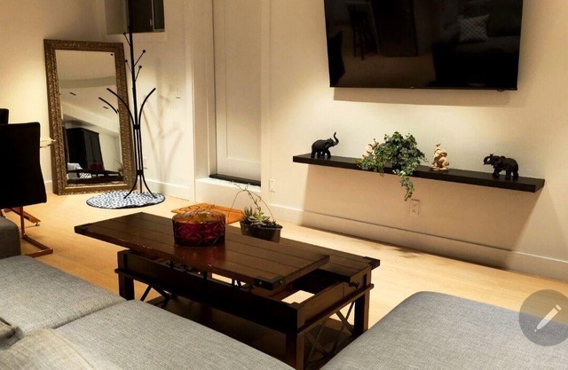 Brand new Cozy studio in upscale neighborhood!