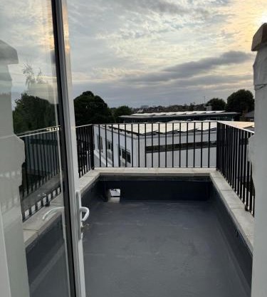 Brand New Duplex 2BR 2BR Balcony in Shepherds Bush
