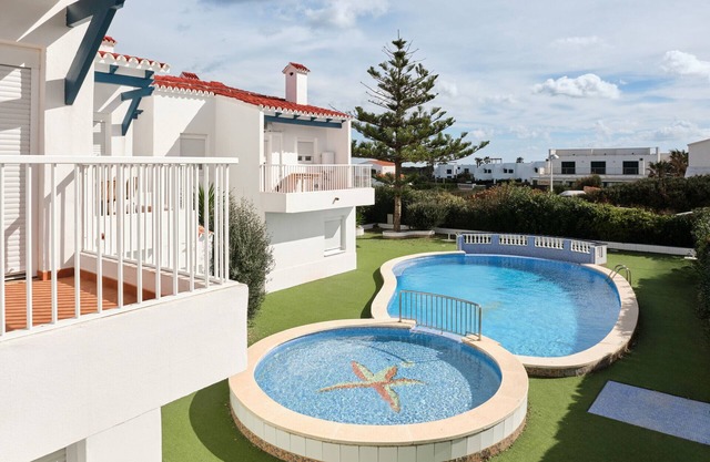 A estrenar: apartamento con piscina