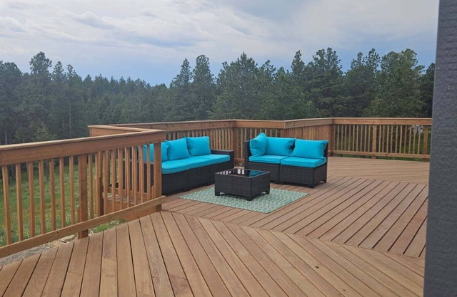 Brand New - Lewistown Pine View Retreat