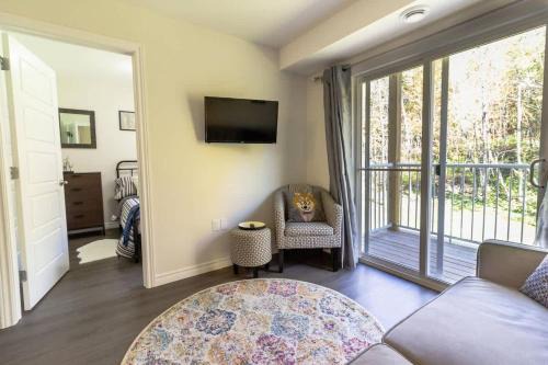 Brand new Gorgeous Condo Near UNB & Hospital Coffe