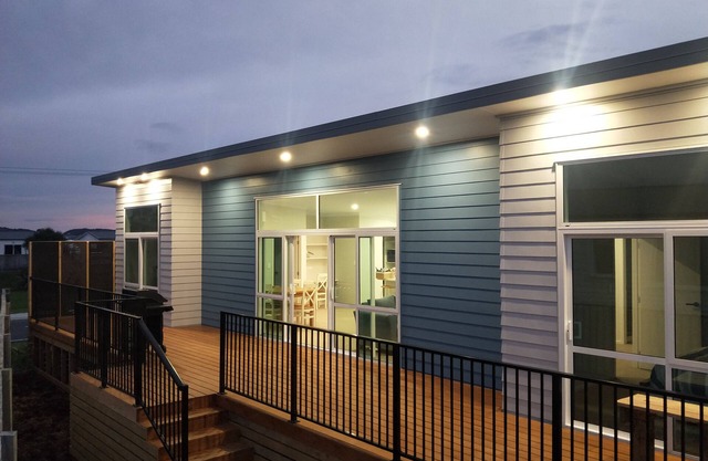 Brand new Holiday Home 400m From Beach