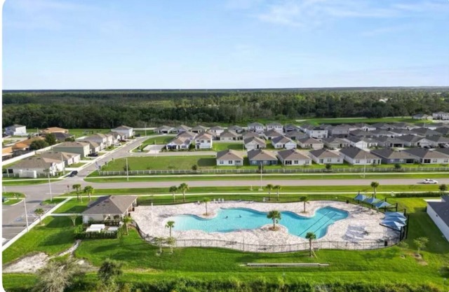 Brand new home located 45 minutes from Disney World & 5 minutes from Legoland.