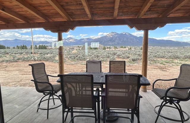 Brand New home with spectacular mountain views