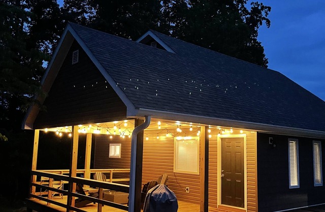 Brand New Lake Cumberland Cottage Jamestown, KY