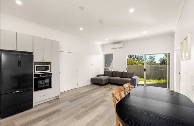Brand New Luxury 3 bedroom villa / 3 ensuite - bathroom / Free Wifi