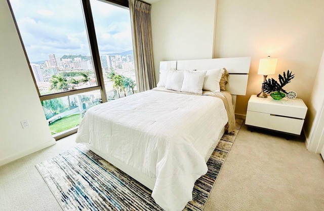 "BRAND NEW LUXURY CONDO 2BR/2BA/2PKG AT SKY ALA MOANA"
