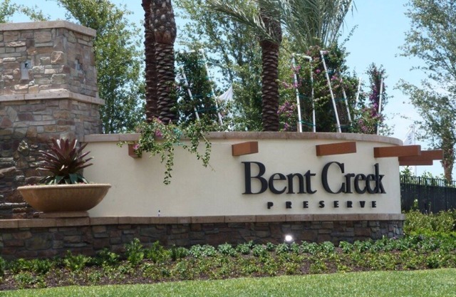 Villa de lujo a estrenar de 2 habitaciones y sala en Bent Creek Naples