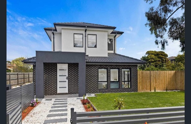 Brand New Modern 2 Bedroom Guesthouse at Airport