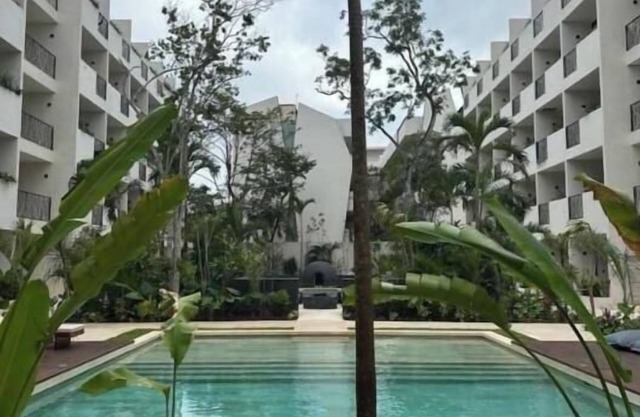 Brand new modern apartment with private Jacuzzi