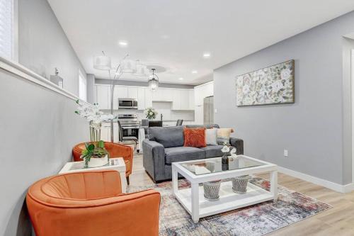 Brand New Modern Escape