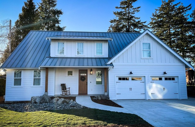 Brand New Ocean Front Beach Home on Drayton Harbor w/ Hot Tub