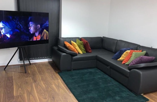 Brand New One Bed Luxury Flat No Parties No Events