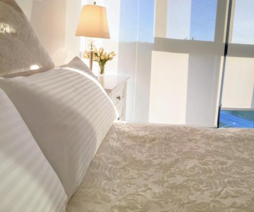 Brand new sunny apartment comfy with views - 2 Bedrooms 2 Baths 2 Parking Gym & Pool
