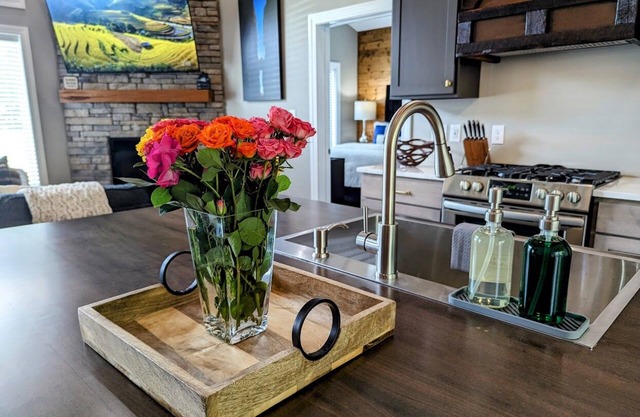 Brand New Ultra Luxury Villa near Red River Gorge / Natural bridge