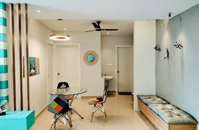BRAND NEW ULTRA-MODERN SEAVIEW APARTMENT IN OMR!