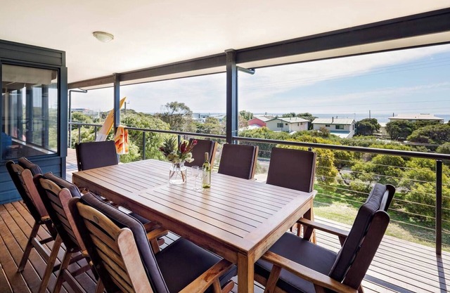 Breakaway Bay Views Games and Beach Bliss