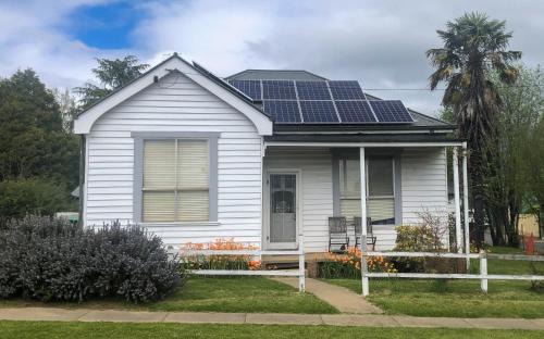 Breakaway Cottage