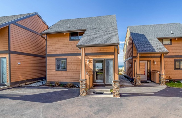 Breakers Beach House #8
