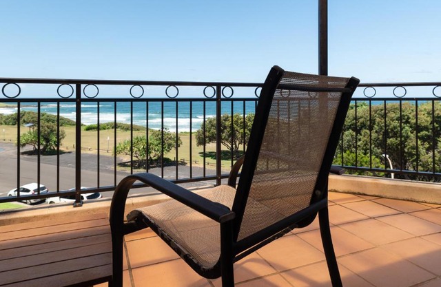 Breakers Unit 1 10 - LJHooker Yamba