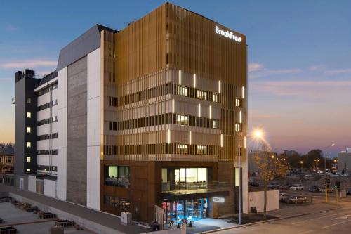 BreakFree on Cashel, an Accor Hotel