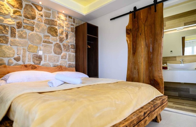 Breathless and luxurious villa Rejo