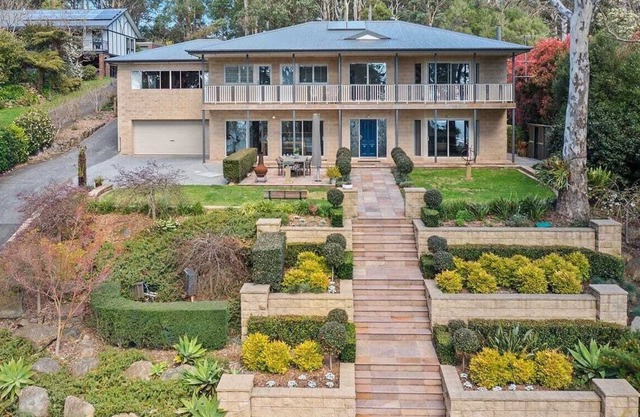 Breathtaking 5BR Highview Hermitage