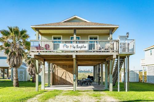 Breathtaking Island Views from Multiple Decks!