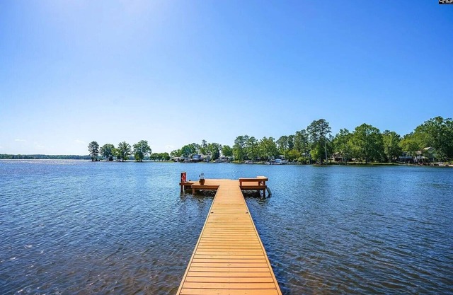 Breathtaking Lake View from this 3-Bedroom 2 Bath House in Peaceful Chapin