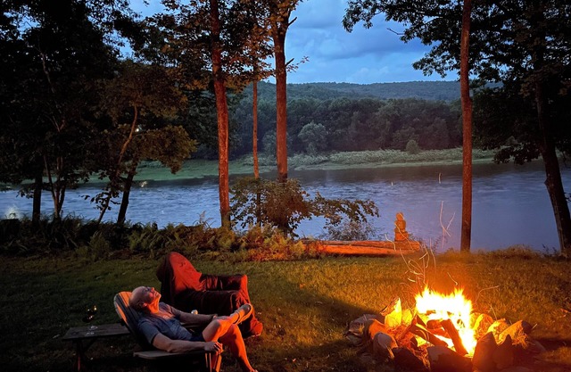 Breathtaking Riverfront Home on the Delaware River
