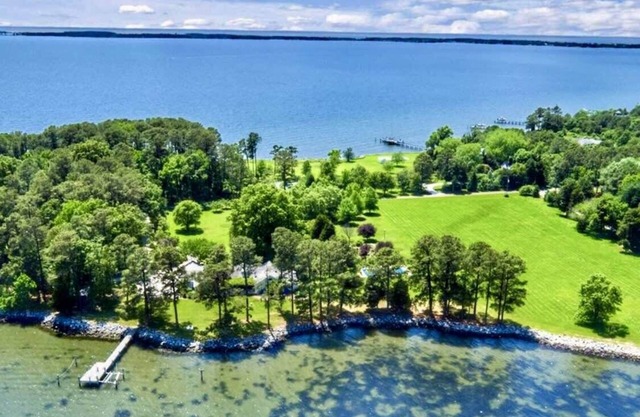 Breathtaking Waterfront Estate