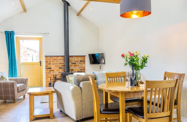 Brecks Farm - The Parlour - a family break that sleeps 4 guests in 1 bedroom