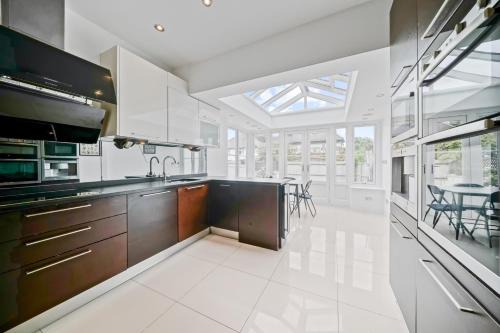 Breezy Richmond Home