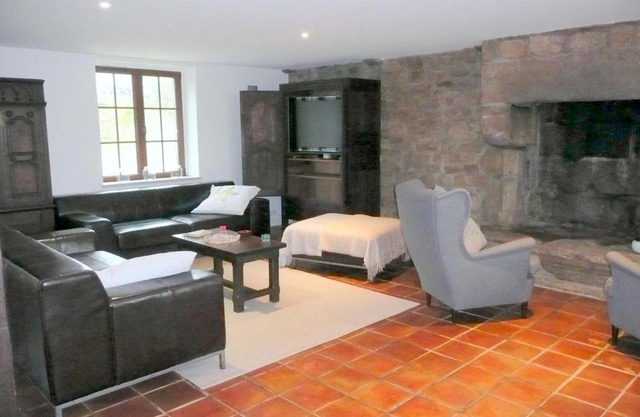 Breton stone house with panoramic sea views, Plouzané