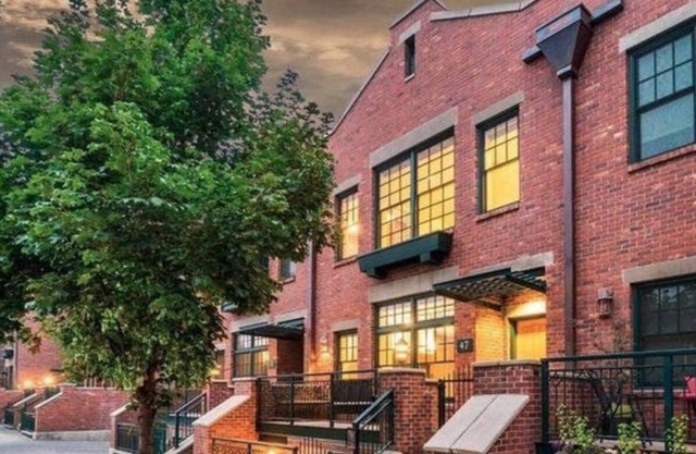 BEND OREGON BROWNSTONE, VACACIONES DE NAVIDAD