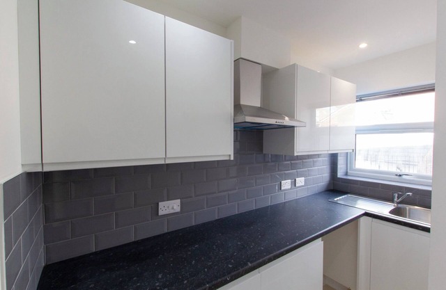 Bridge Road - Room 3a
