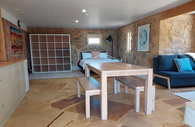 Bridgey Escape 2 - Get ready to unwind in the serenity of Cape Bridgewater.
