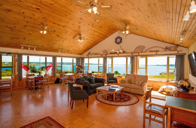 Brier Island Lodge