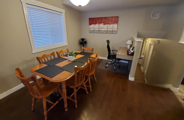Bright 2 Bedroom Basement Suite